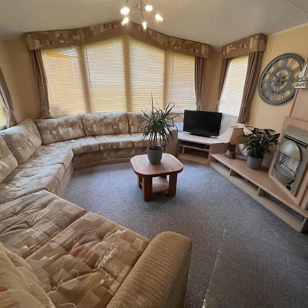 Fulmar 43 ~ Parkdean Holiday Resort เกรทยาร์มัธ ภายนอก รูปภาพ
