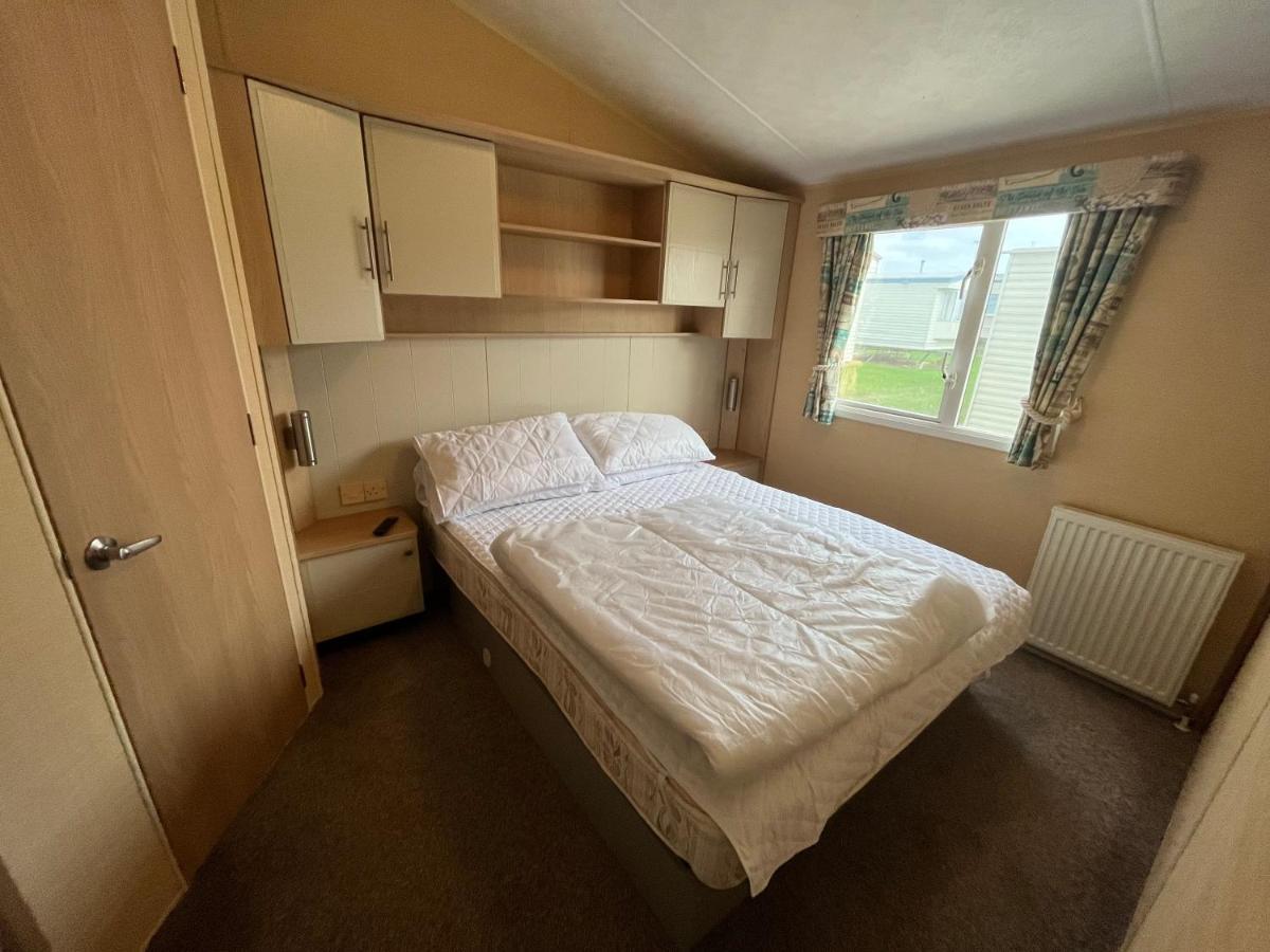 Fulmar 43 ~ Parkdean Holiday Resort เกรทยาร์มัธ ภายนอก รูปภาพ